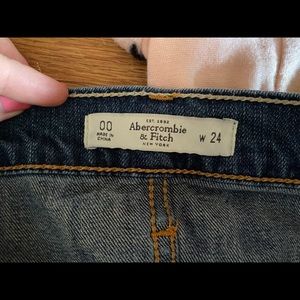 Abercrombie BOYFRIEND jean. GUC